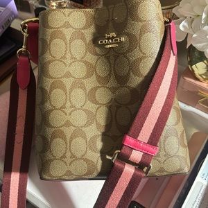 Coach crossbody bag & wallet  print&hot pink